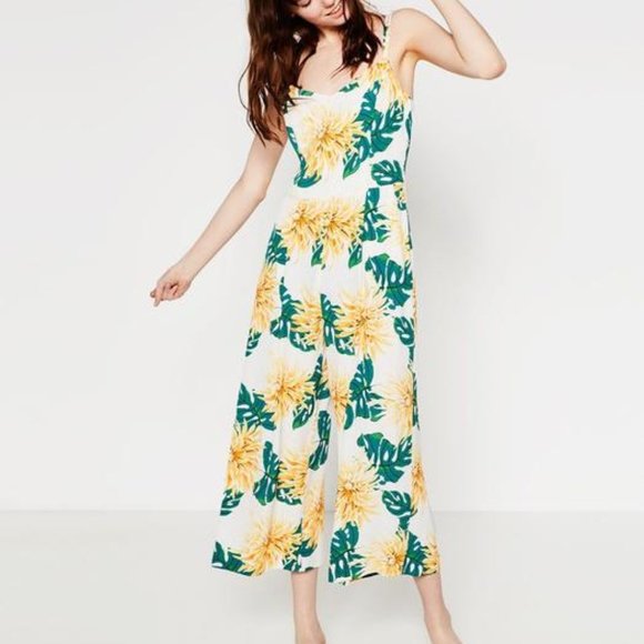 Zara Pants - Zara Basic Floral and Leaf Print Jumpsuit